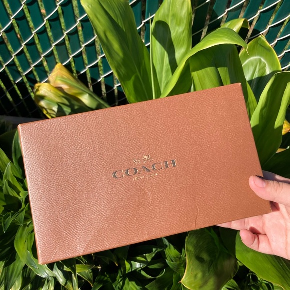 Brand new coach wallet - Picture 4 of 14